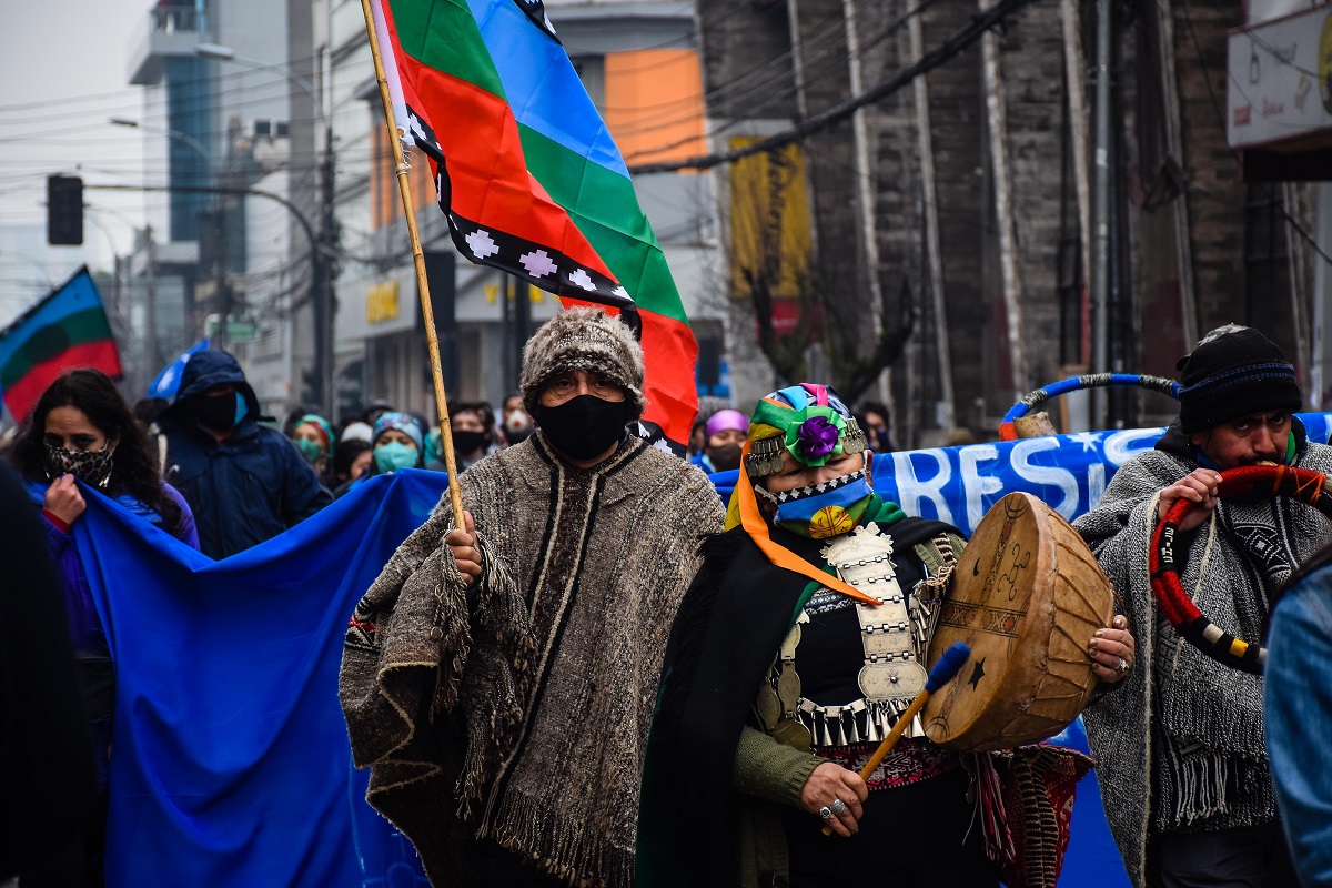 Temuco: Comunidades Mapuche Marchan Por Presos En Huelga De Hambre
