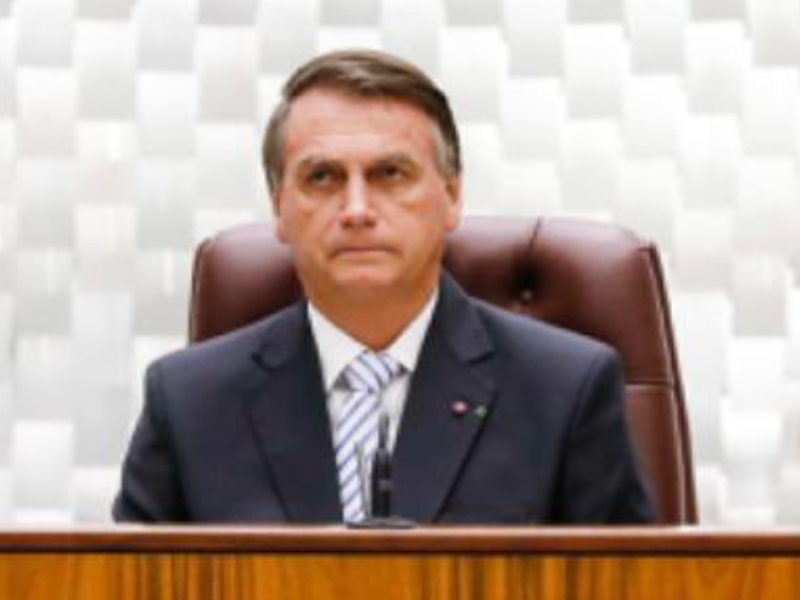 Brasil: Archivan causa contra Bolsonaro por su estancia en la embajada húngara al no ver indicios de huida