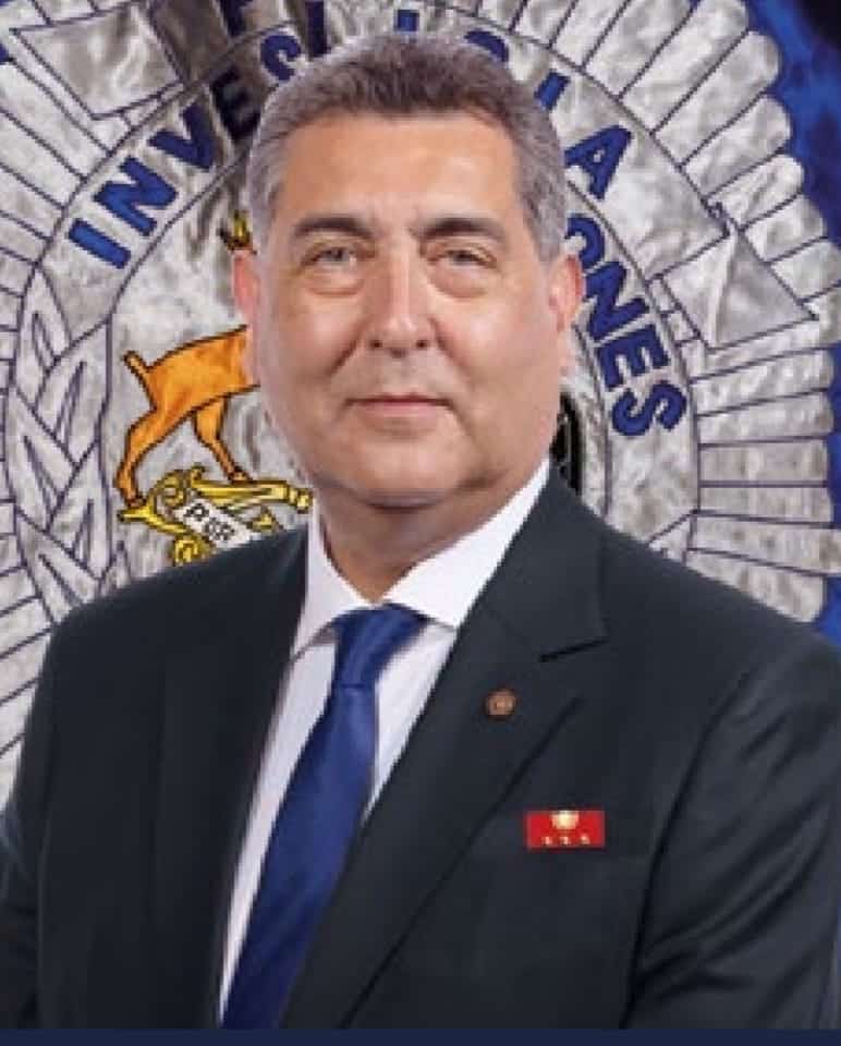 El prefecto general Claudio González Hofstetter, asumió como director (s) de la PDI, tras la renuncia del exdirector Sergio Muñoz.