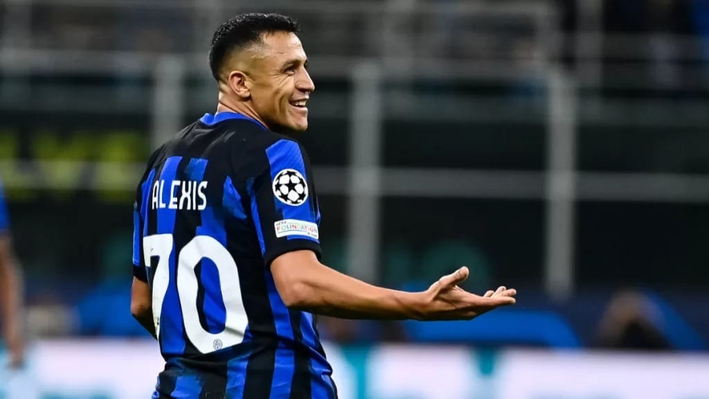 Director deportivo del Inter de Milán habla sobre el futuro de Alexis Sánchez