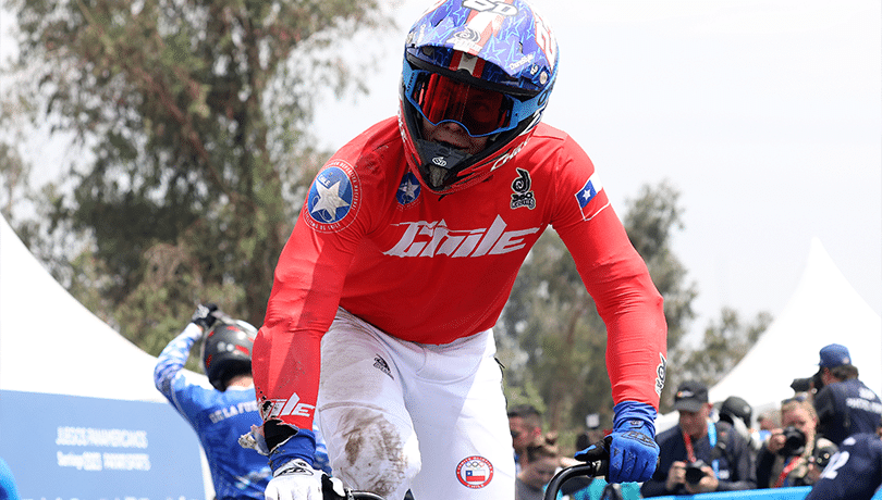 Estará en París 2024. Molina es el primer chileno en clasificar a los JJ.OO. en el BMX Racing.