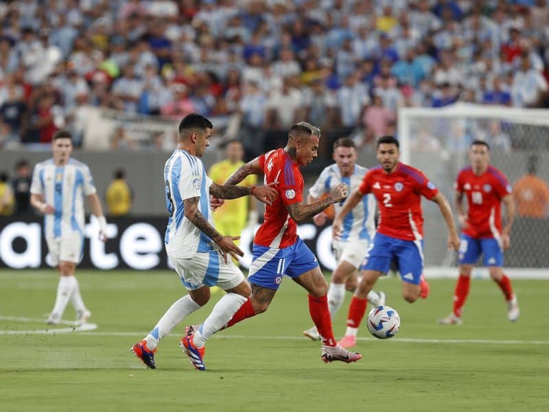 La Roja cae ante Argentina y se juega todo en el último partido
