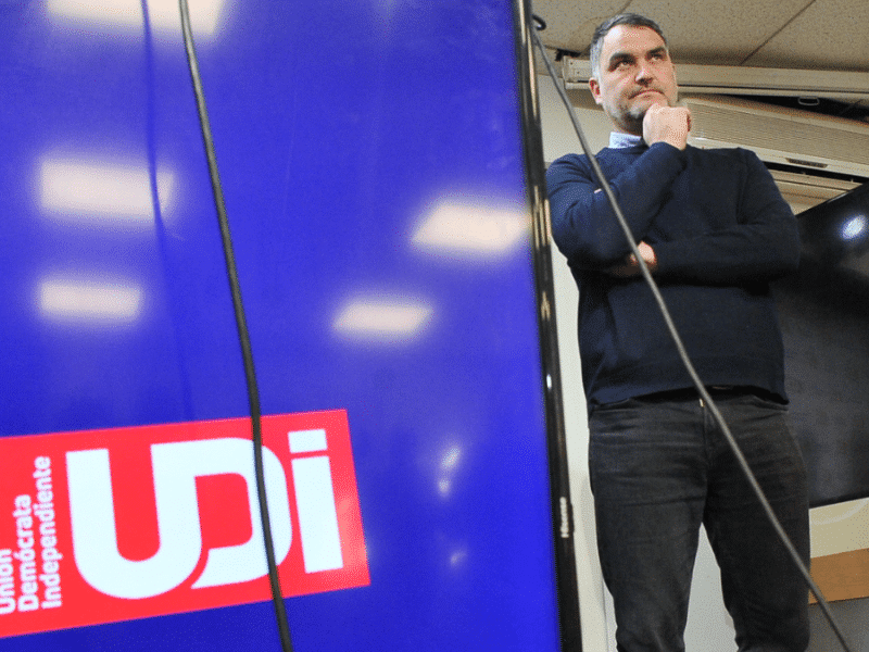 Bancada de diputados UDI valora decisión de Javier Macaya de renunciar a la presidencia