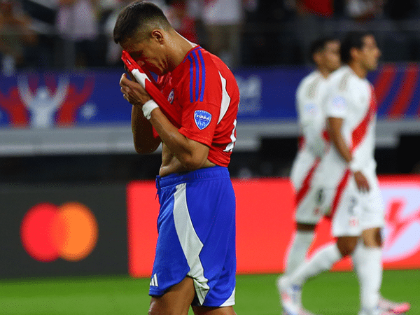 Chile sufre dura caída en el Ranking FIFA y quedó octavo a nivel Conmebol