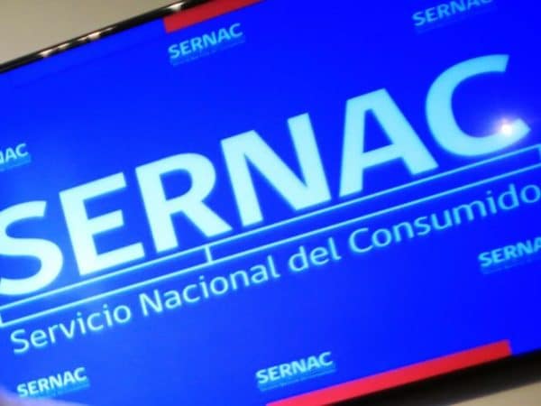 SERNAC emite alerta de seguridad por cargadores inalámbricos BoostCharge: Baterías podrían sobre calentarse y explotar